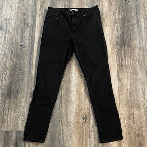 Levi's Women's Dark Black Skinny Jeans